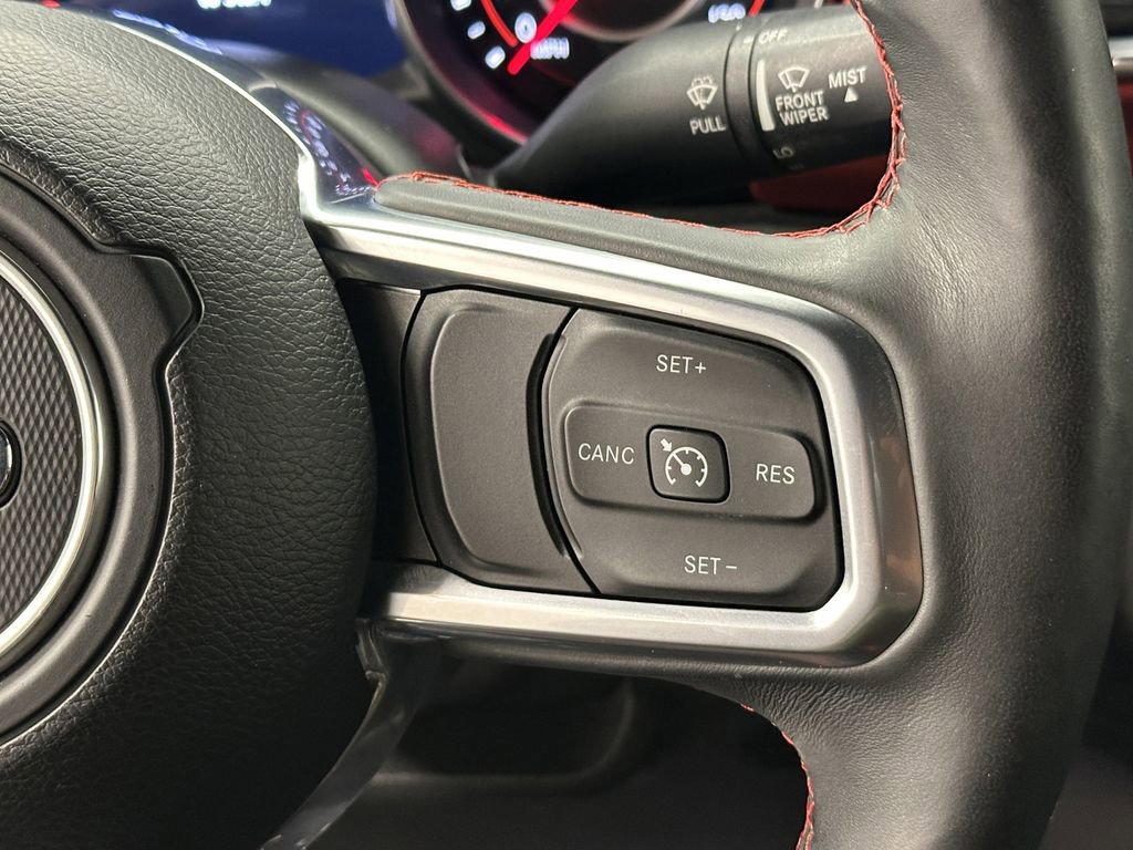 Used 2018 Jeep Wrangler Unlimited Rubicon image 29