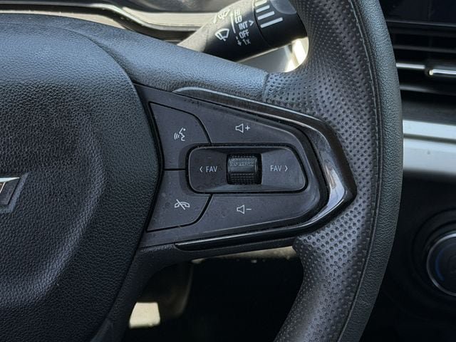 Used 2024 Chevrolet Trax LS w/ LS Convenience Package FWD image 14