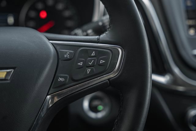 Used 2023 Chevrolet Equinox LT image 36