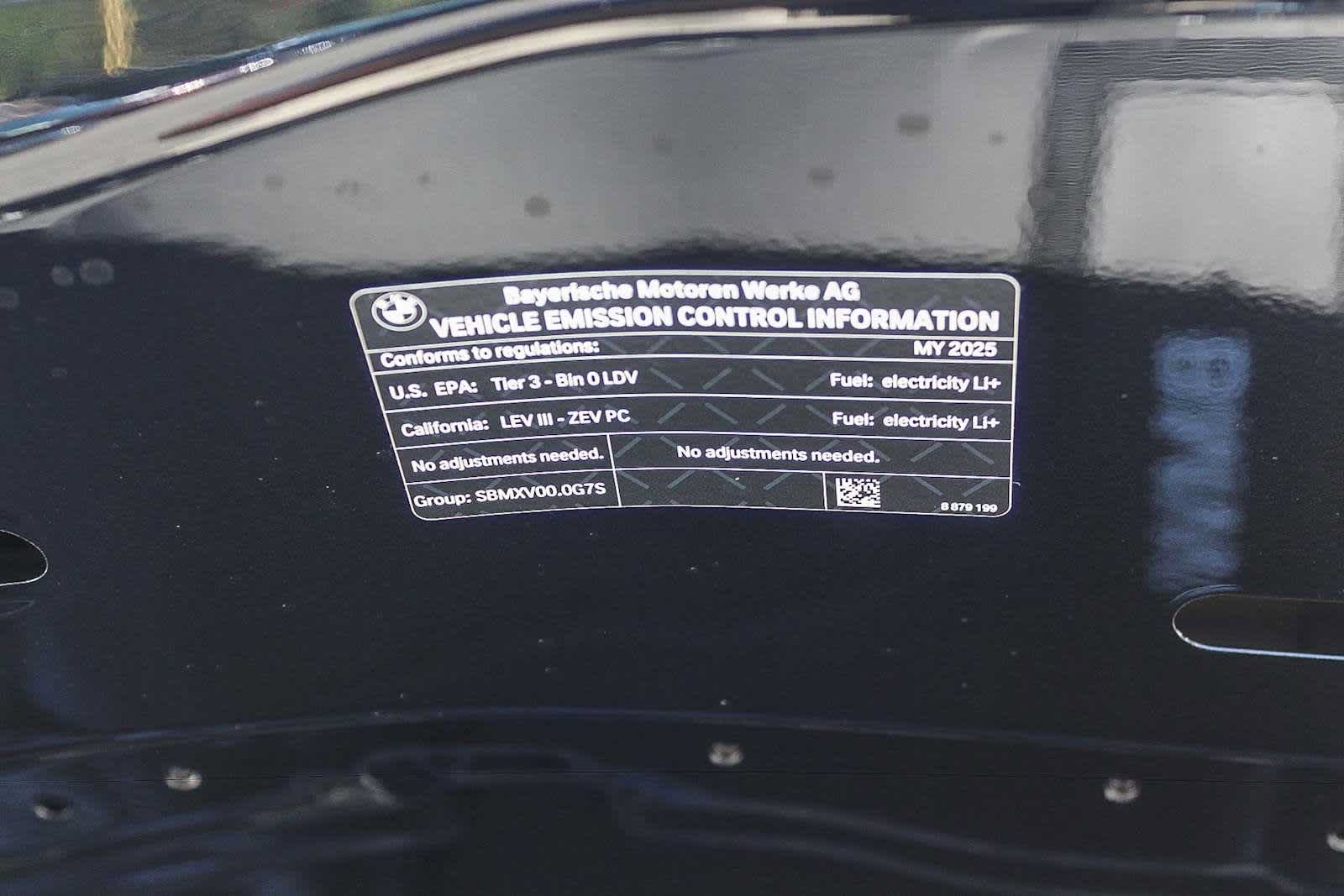 Certified 2025 BMW i7 eDrive50 w/ Executive Package RWD image 41