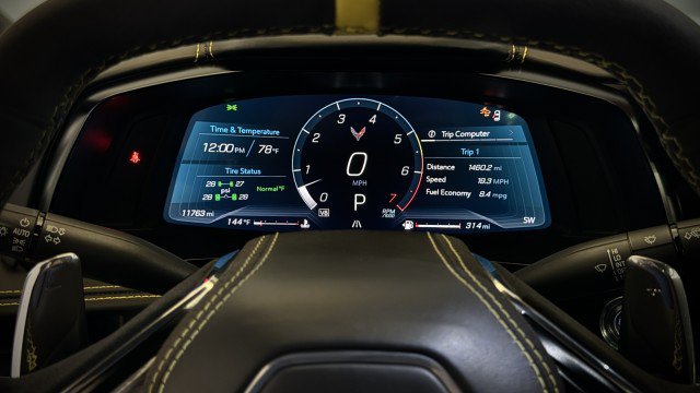 Used 2024 Chevrolet Corvette Stingray Premium Cpe w/ Z51 Performance Package RWD image 11