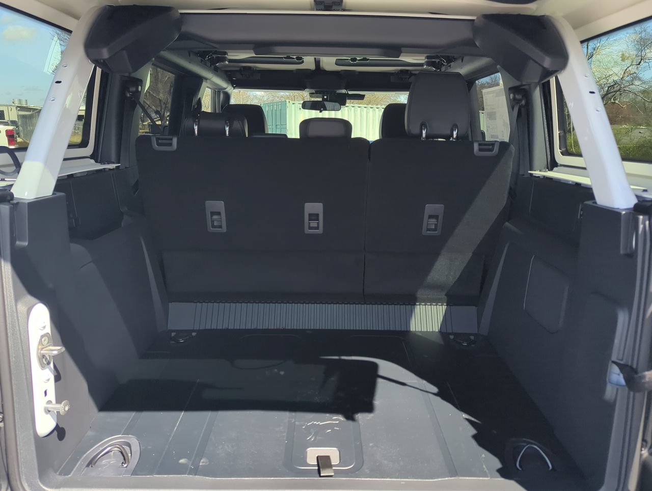 New 2026 Ford Bronco Badlands AWD/4WD image 11