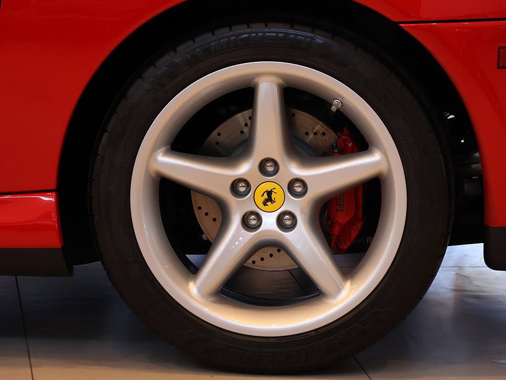Used 2001 Ferrari 550 Maranello Coupe RWD image 88