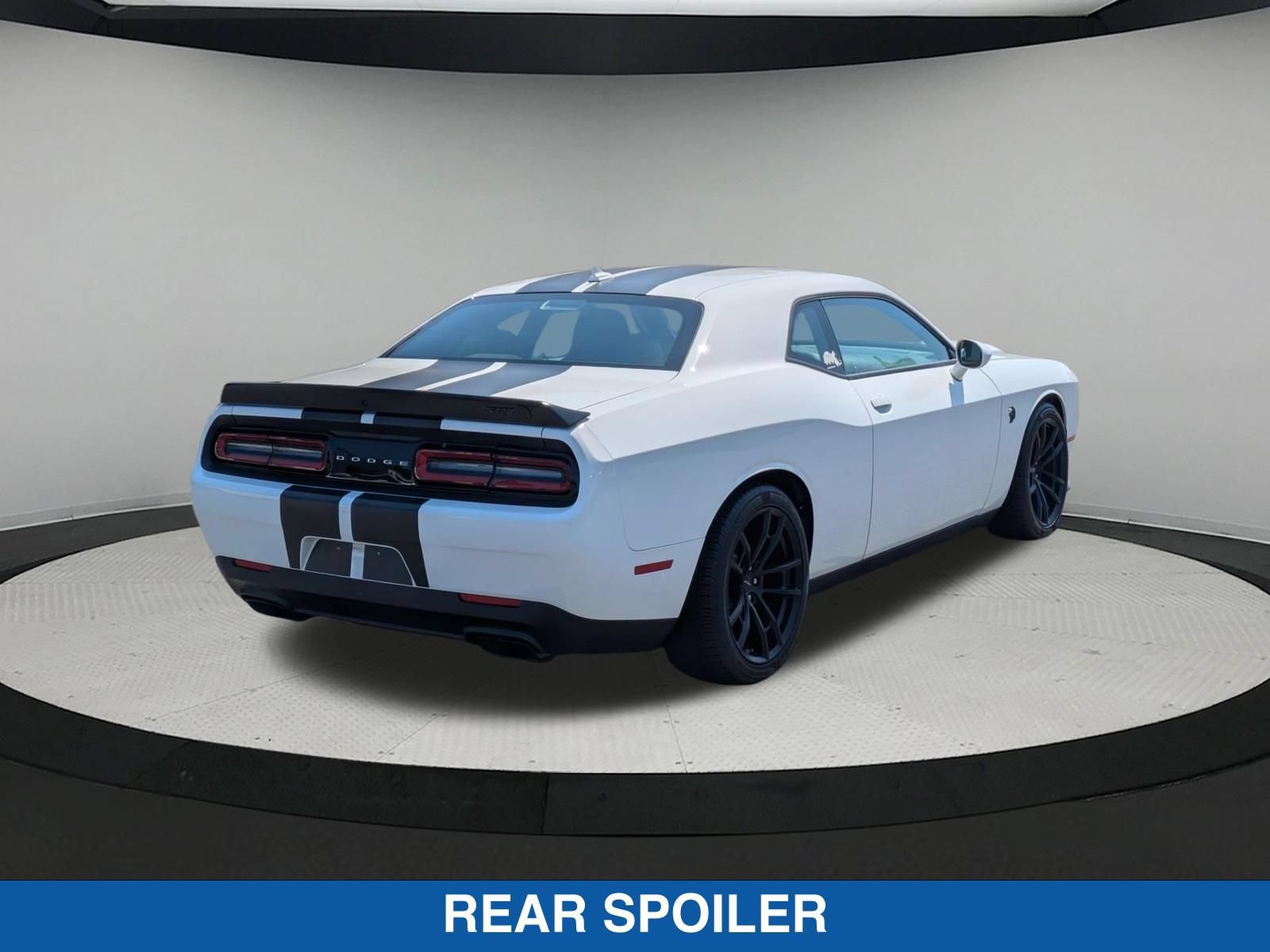Used 2023 Dodge Challenger SRT Hellcat w/ Driver Convenience Group RWD image 4