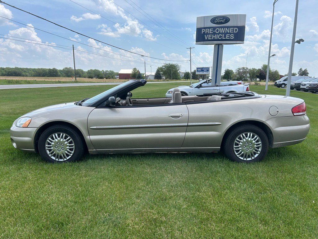 Used 2002 Chrysler Sebring LX image 5