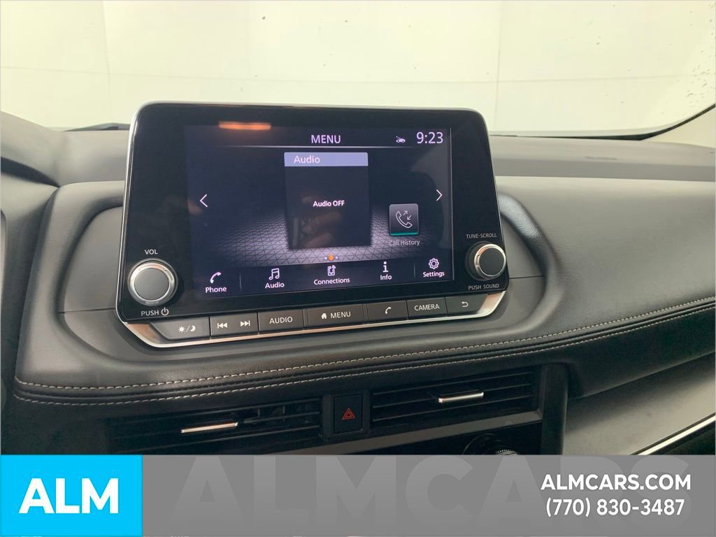 Used 2024 Nissan Rogue SV image 23