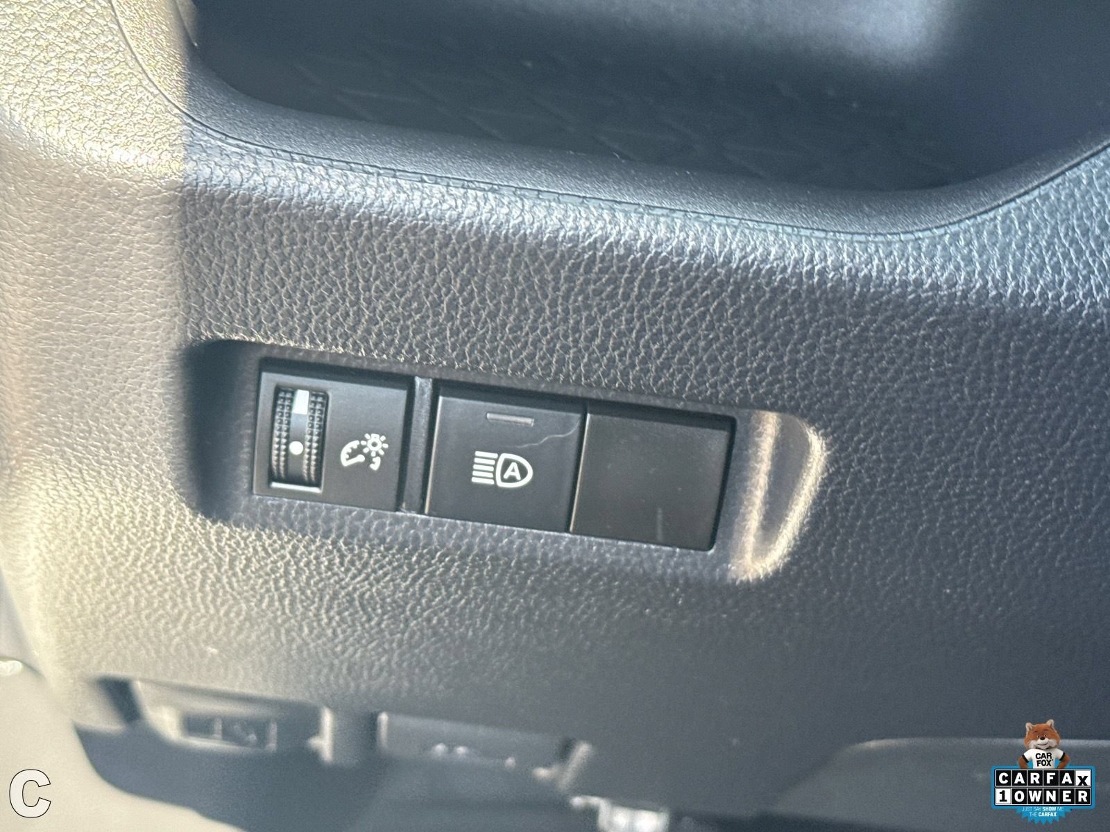 Used 2023 Toyota RAV4 XLE FWD image 31