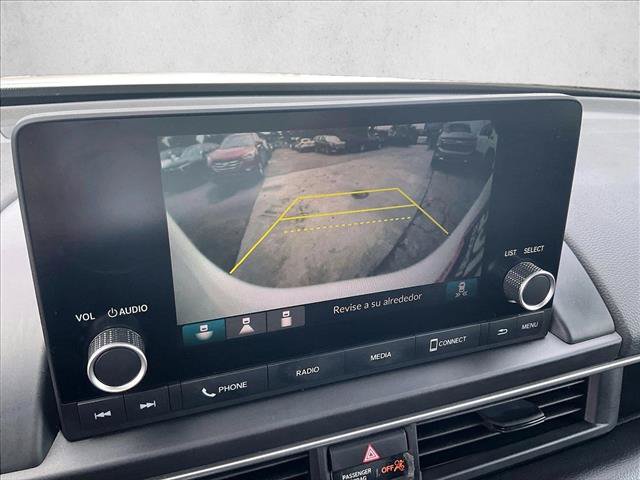 Used 2025 Honda Pilot Sport image 23