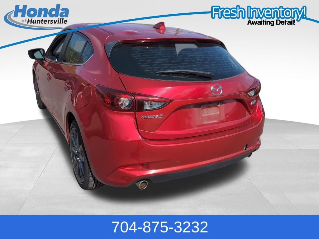 Used 2018 MAZDA MAZDA3 Grand Touring image 6