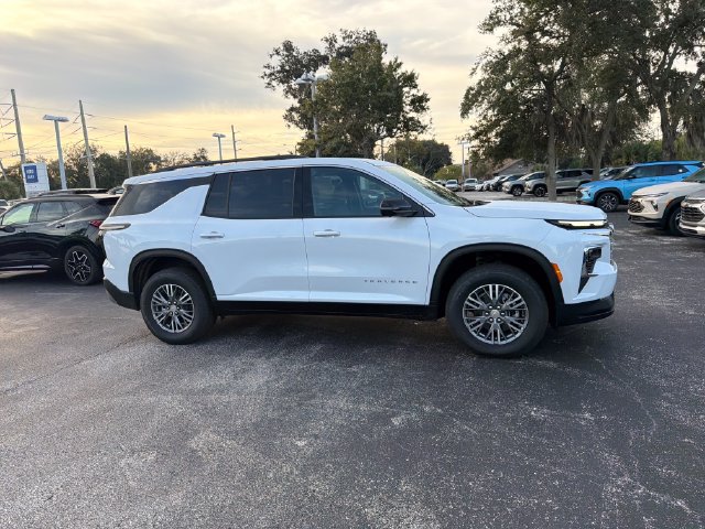New 2027 Chevrolet Traverse LT w/ Driver Confidence Package FWD image 14