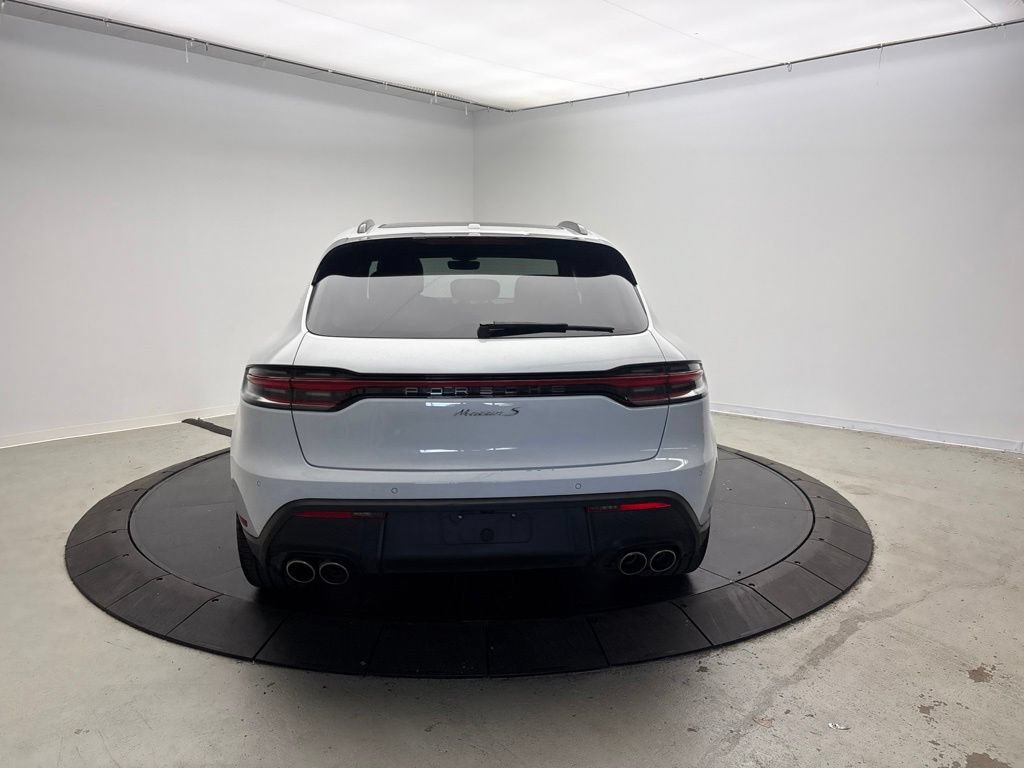 Certified 2024 Porsche Macan S AWD/4WD image 6