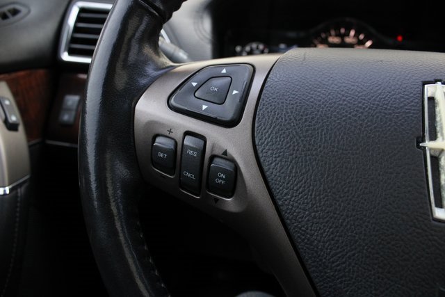 Used 2012 Lincoln MKX AWD image 13