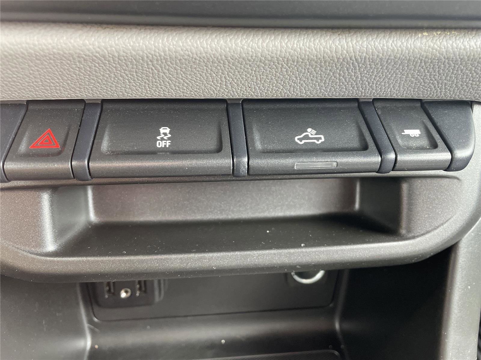 Used 2022 Chevrolet Colorado W/T w/ Custom Special Edition image 22