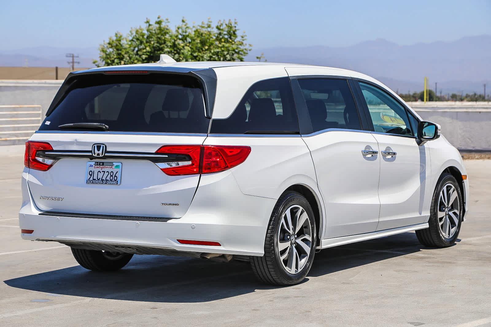 Used 2024 Honda Odyssey Touring image 5