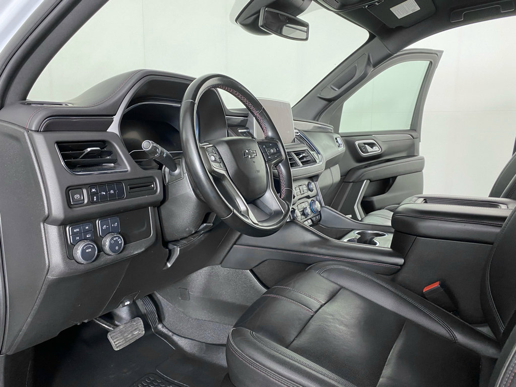 Used 2023 Chevrolet Tahoe RST AWD/4WD image 2
