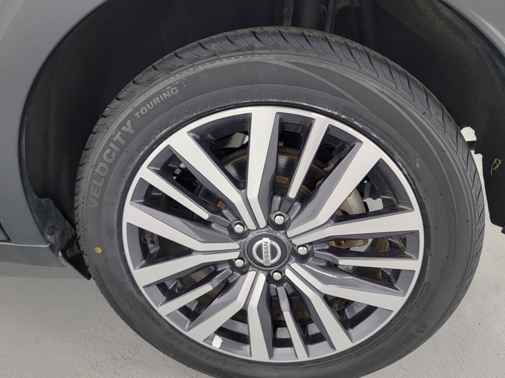 Used 2022 Nissan Kicks SV FWD image 11