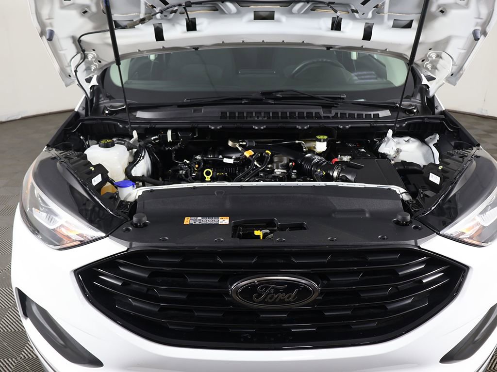 Used 2024 Ford Edge SE w/ Black Appearance Package image 16
