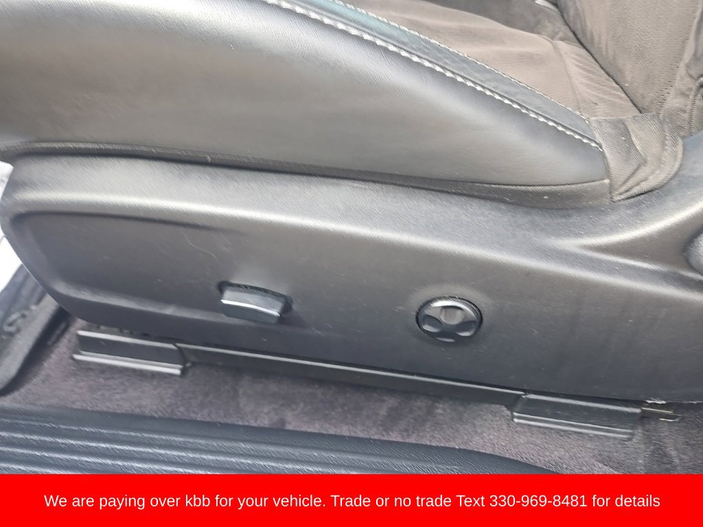 Used 2018 Dodge Challenger R/T Plus RWD image 12