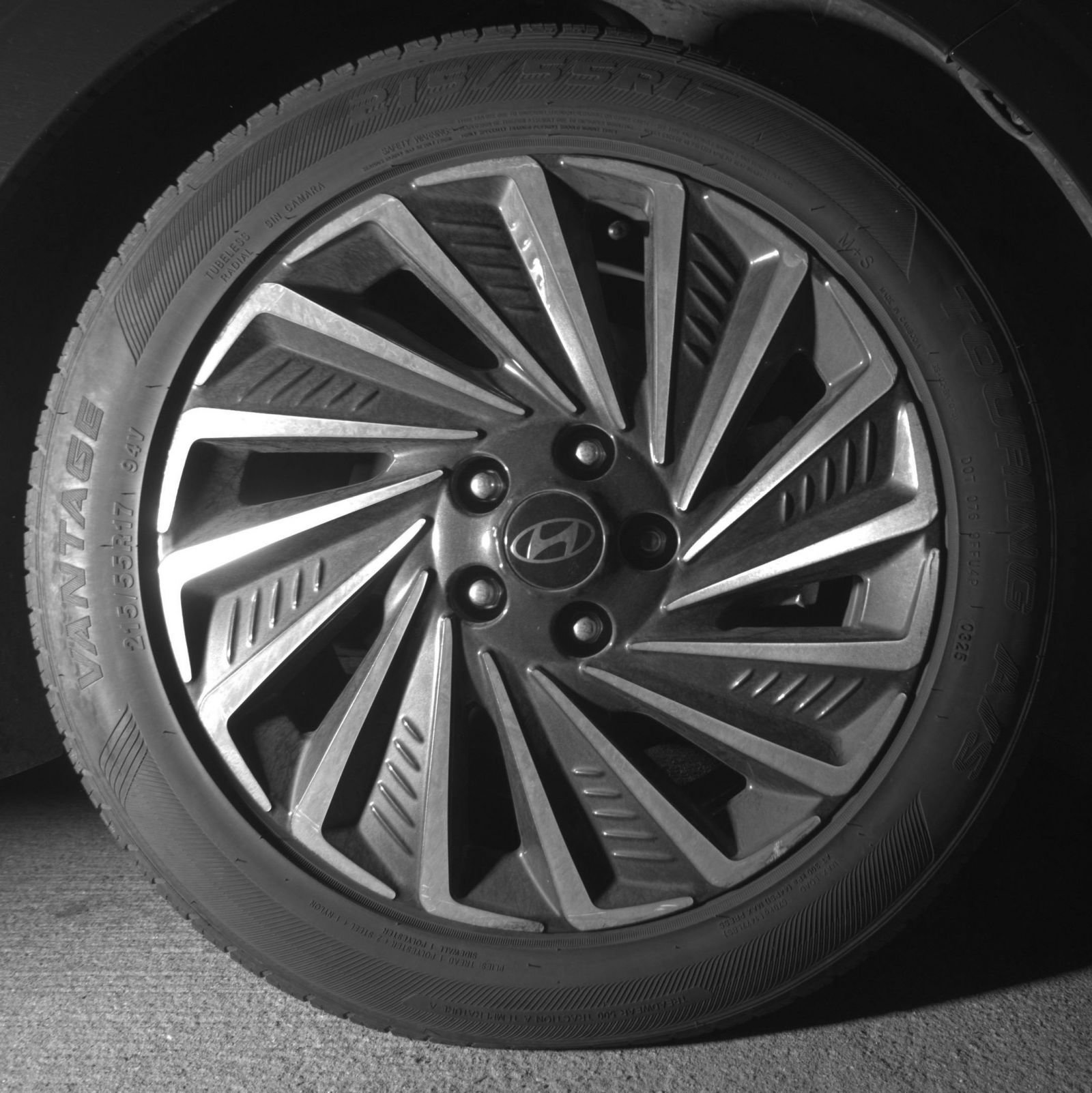 Used 2025 Hyundai Sonata SEL FWD image 16