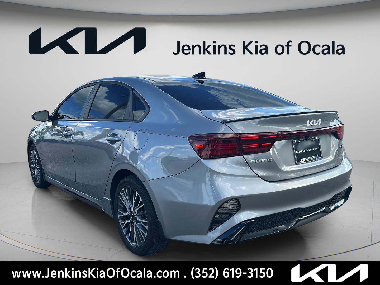 Certified 2024 Kia Forte GT-Line FWD image 5