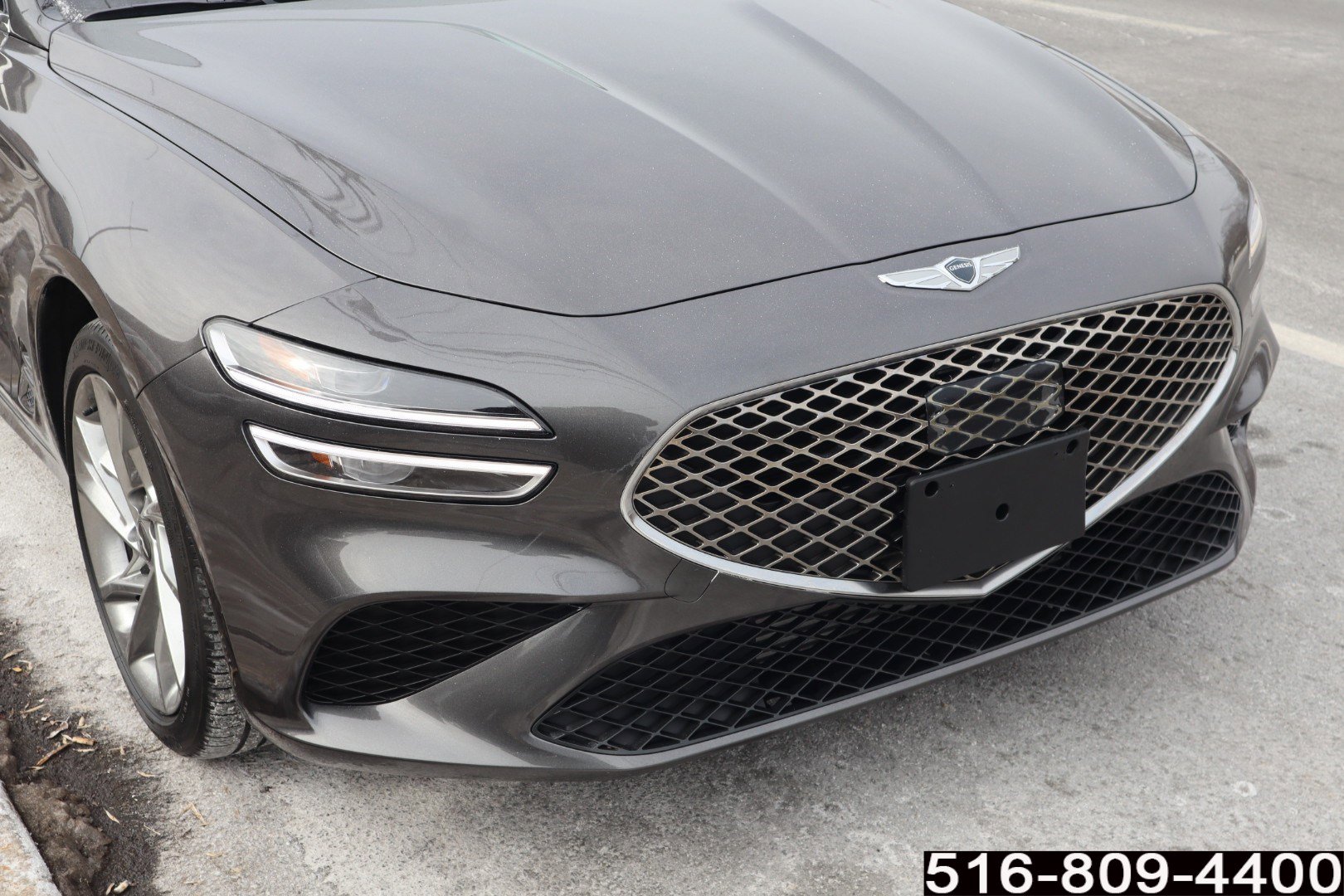 Used 2022 Genesis G70 2.0T image 2