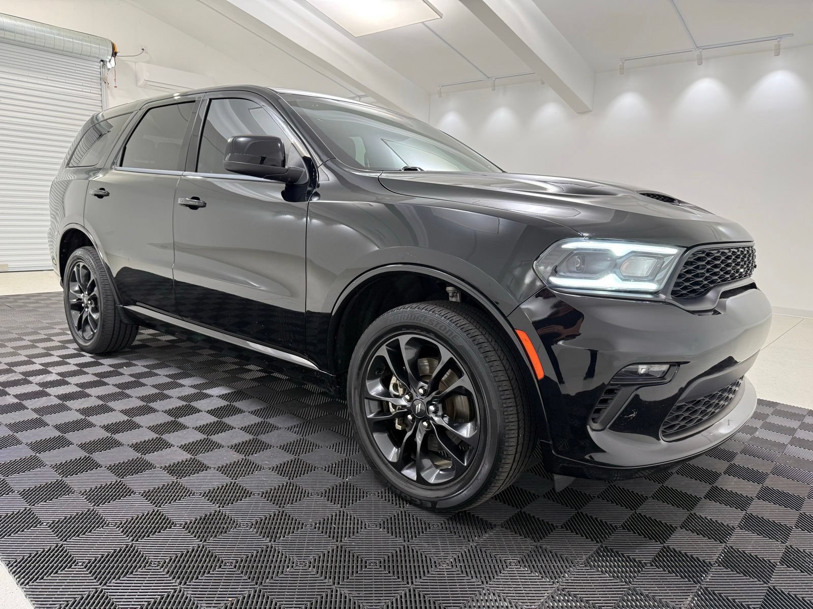 Used 2022 Dodge Durango GT w/ Blacktop Package AWD/4WD image 1