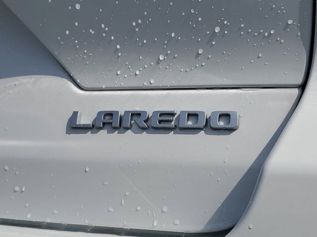 New 2026 Jeep Grand Cherokee Laredo X AWD/4WD image 7