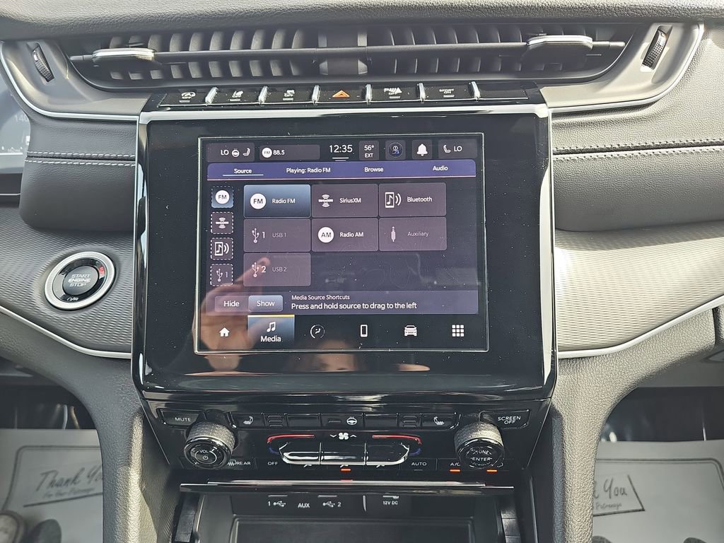 Used 2025 Jeep Grand Cherokee Laredo X w/ Luxury Tech Group I image 25