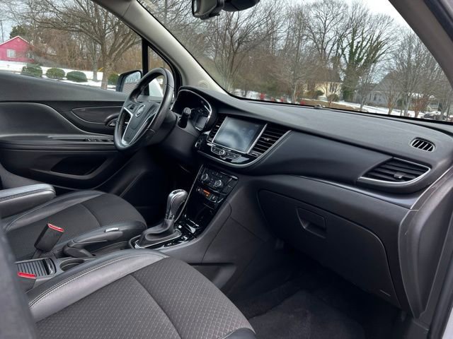 Used 2019 Buick Encore Preferred image 24