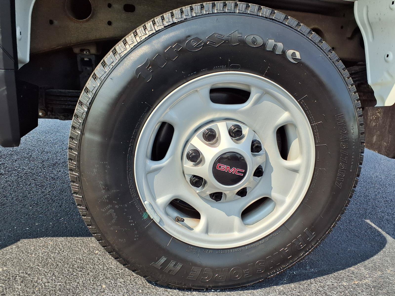 Used 2025 GMC Sierra 2500 Pro w/ 1SA Pro Safety Plus Package AWD/4WD image 33