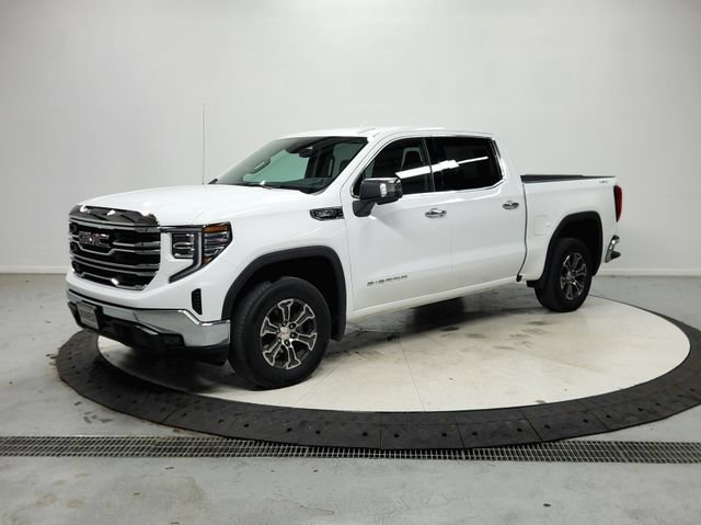 Used 2026 GMC Sierra 1500 SLT AWD/4WD image 4