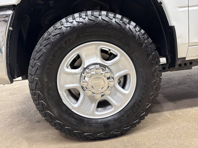 Used 2024 RAM 2500 Tradesman w/ Chrome Appearance Group AWD/4WD image 34