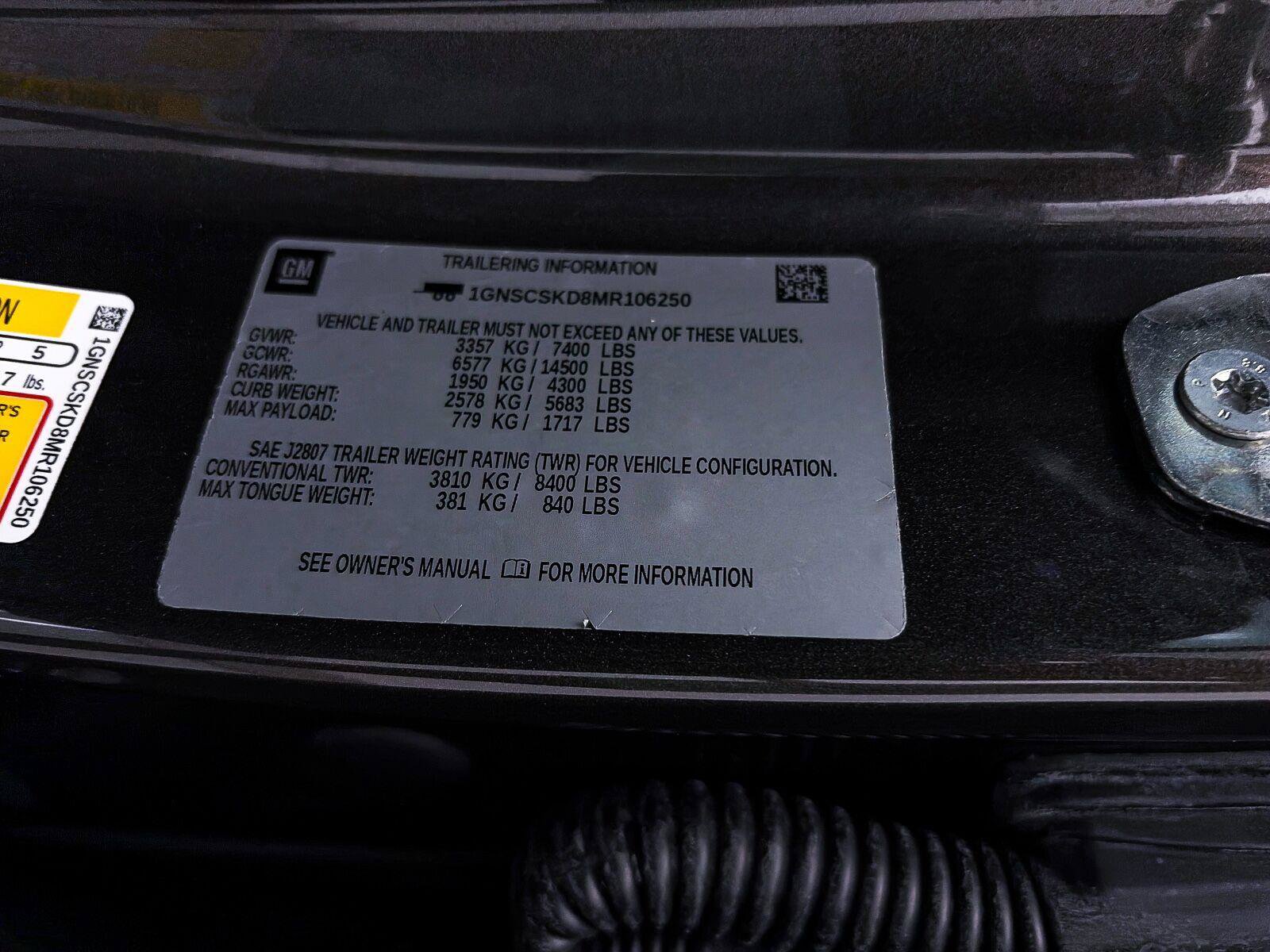 Used 2021 Chevrolet Tahoe Premier w/ Premium Package RWD image 43