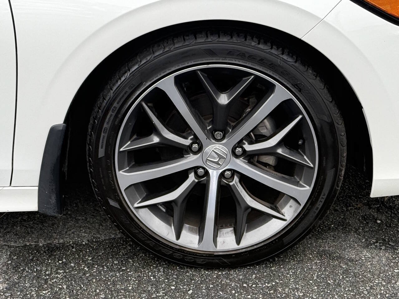 Used 2023 Honda Civic Touring image 11