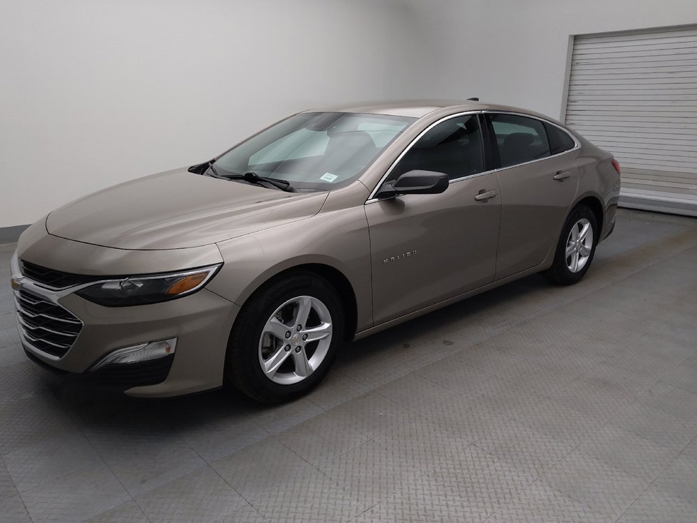 Used 2024 Chevrolet Malibu LS image 2
