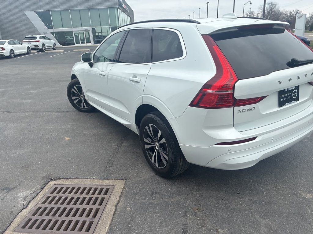 Used 2023 Volvo XC60 B5 Core w/ Climate Package image 5