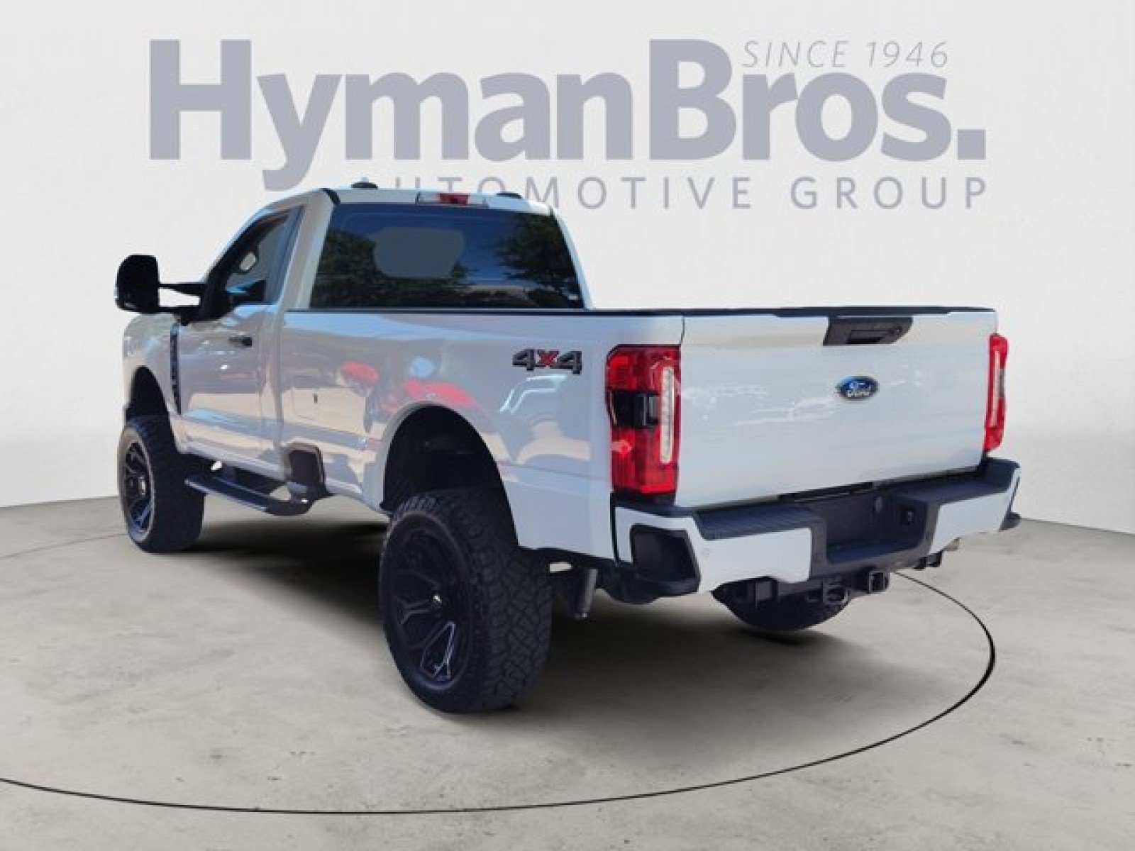Used 2023 Ford F250 XL w/ STX Appearance Package AWD/4WD image 5