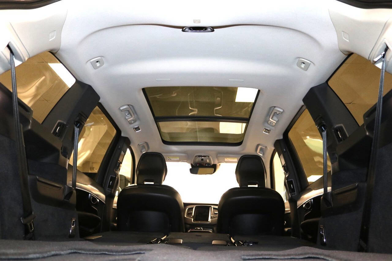 Used 2022 Volvo XC90 T5 Momentum AWD/4WD image 92