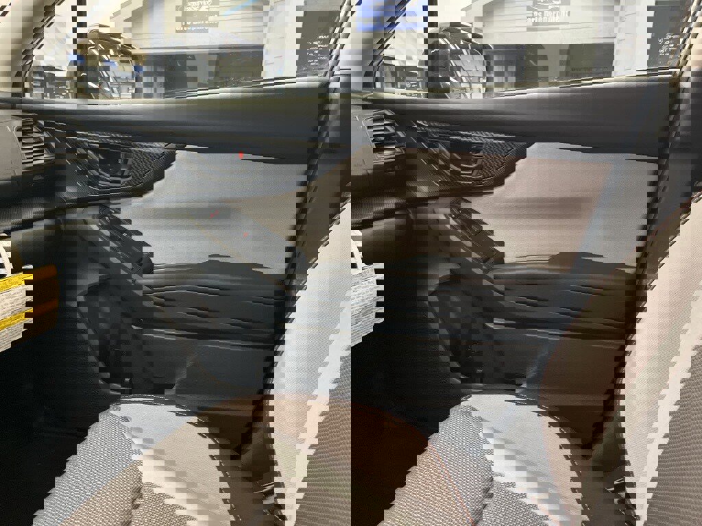 Used 2019 Subaru Crosstrek 2.0i Premium w/ Moonroof Package image 15