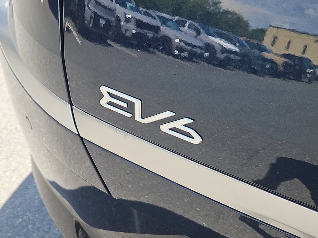 Certified 2023 Kia EV6 Wind AWD/4WD image 12