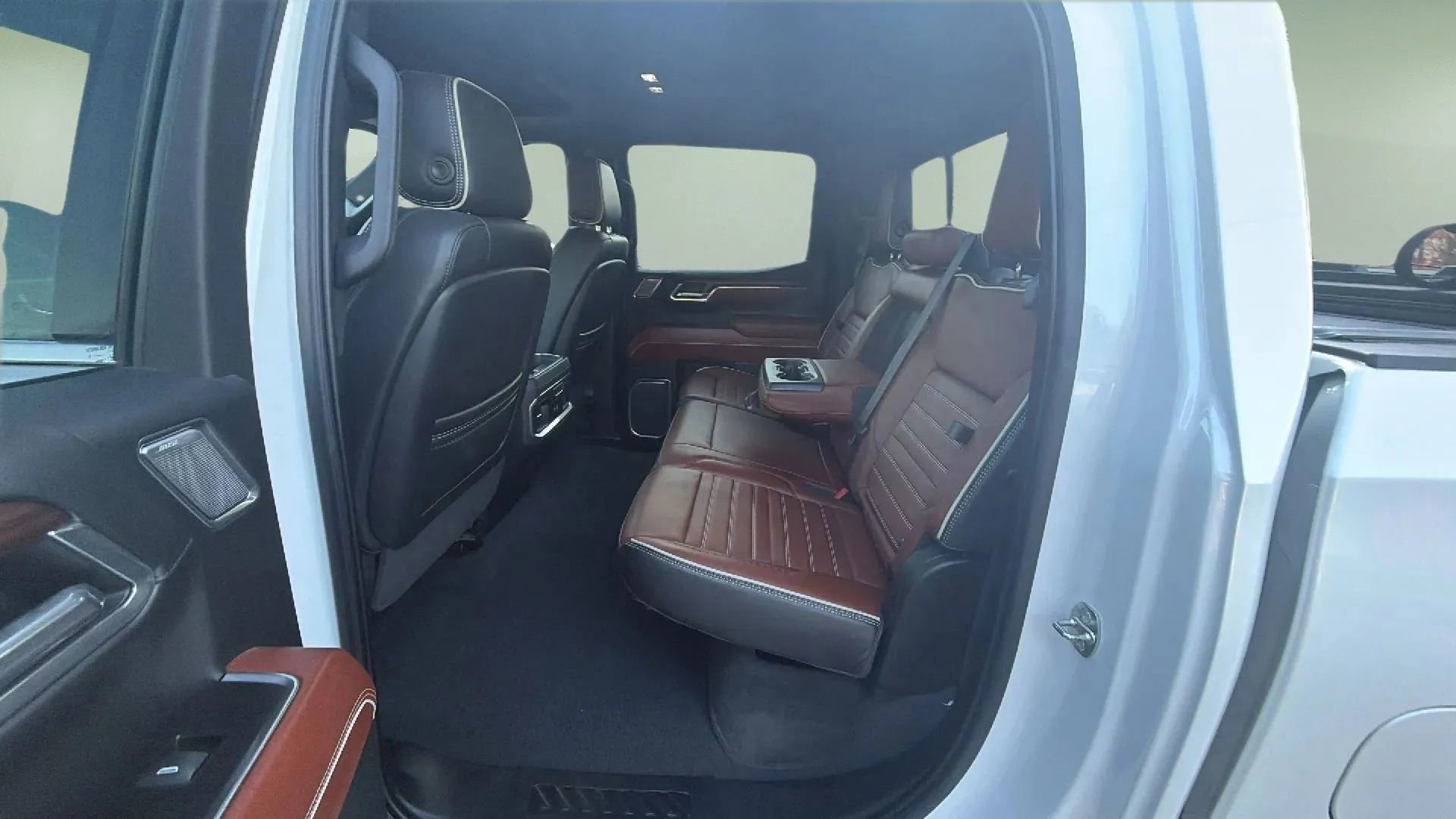 Used 2023 GMC Sierra 1500 Denali Ultimate image 22