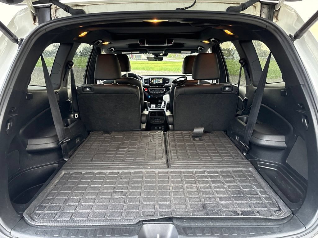 Used 2021 Honda Pilot Black Edition image 12