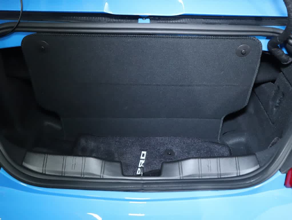 Used 2022 Chevrolet Camaro LT RWD image 32