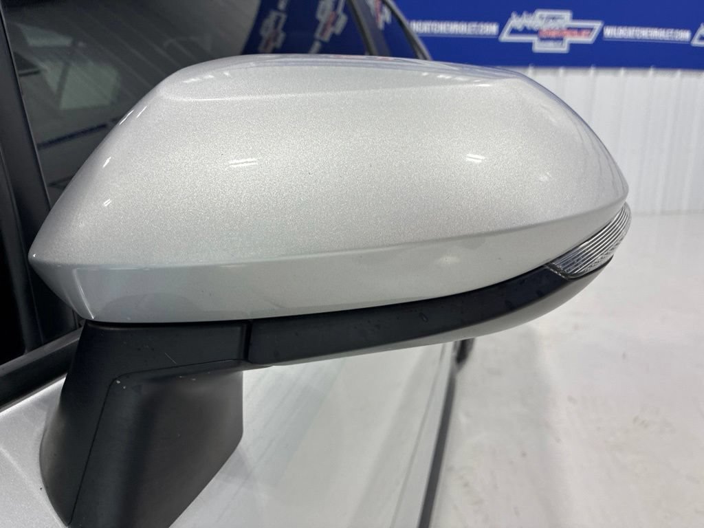 Used 2020 Toyota Corolla XSE FWD image 11