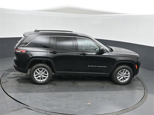 New 2025 Jeep Grand Cherokee Laredo image 28