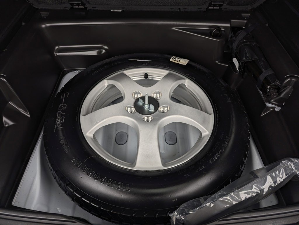 Used 2023 Jeep Grand Cherokee Limited image 29