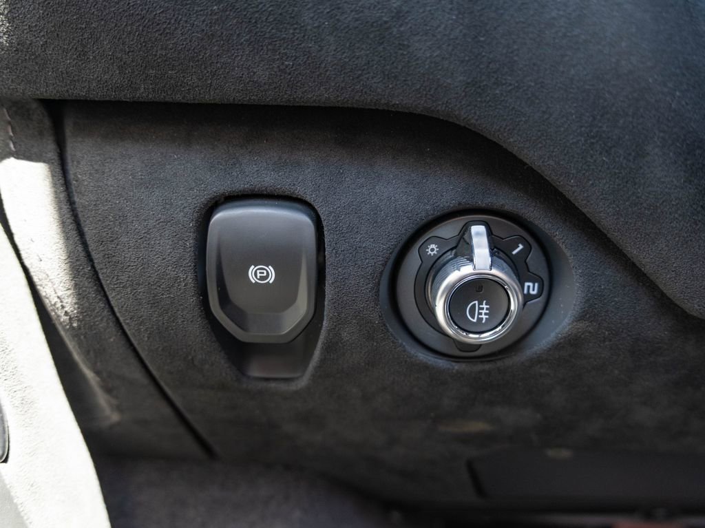 New 2026 McLaren 750S image 17