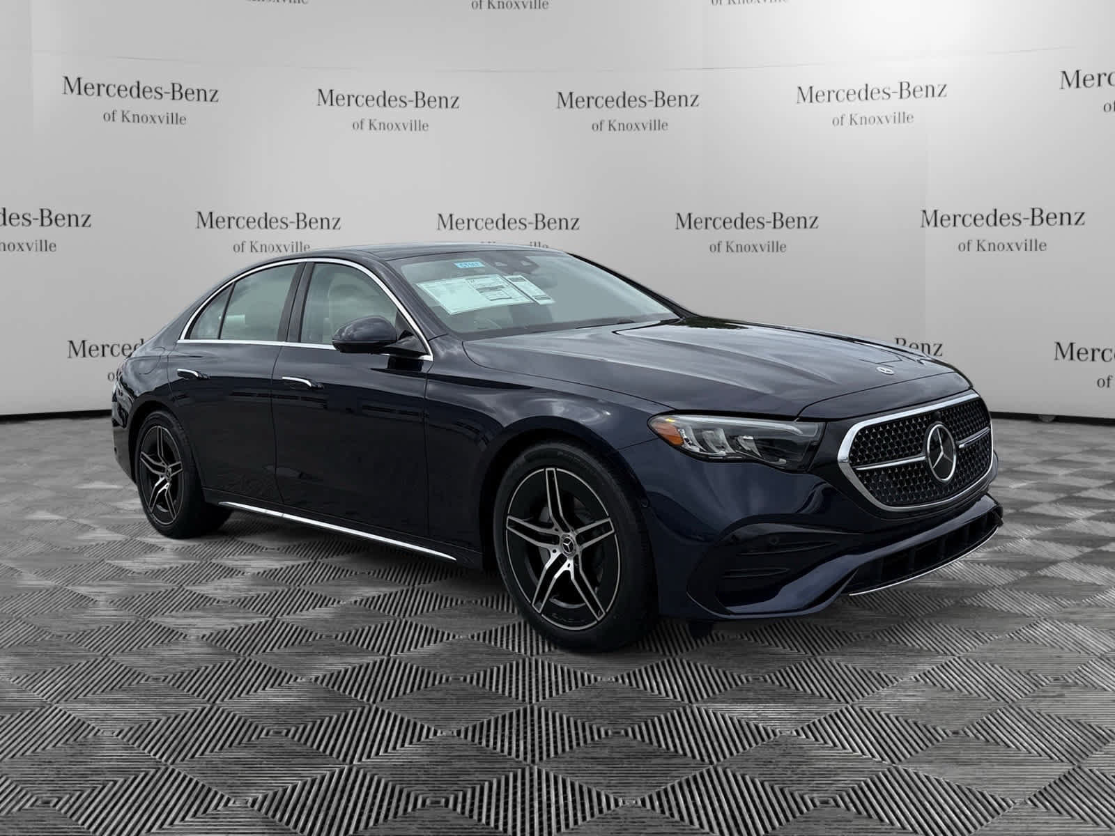 Used 2026 Mercedes-Benz E 350 4MATIC Sedan image 7