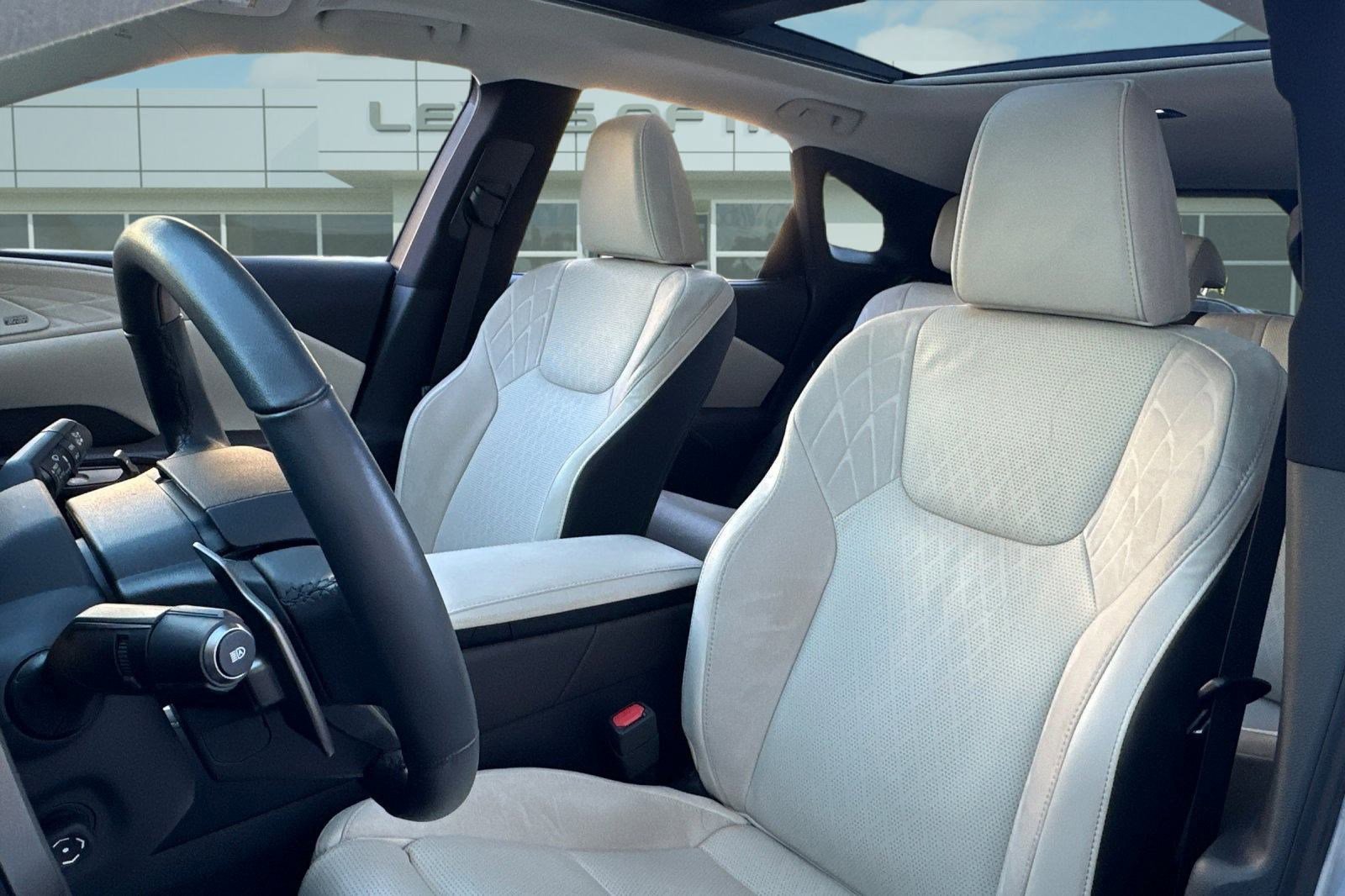 Certified 2024 Lexus RX 350 w/ Luxury Package image 22