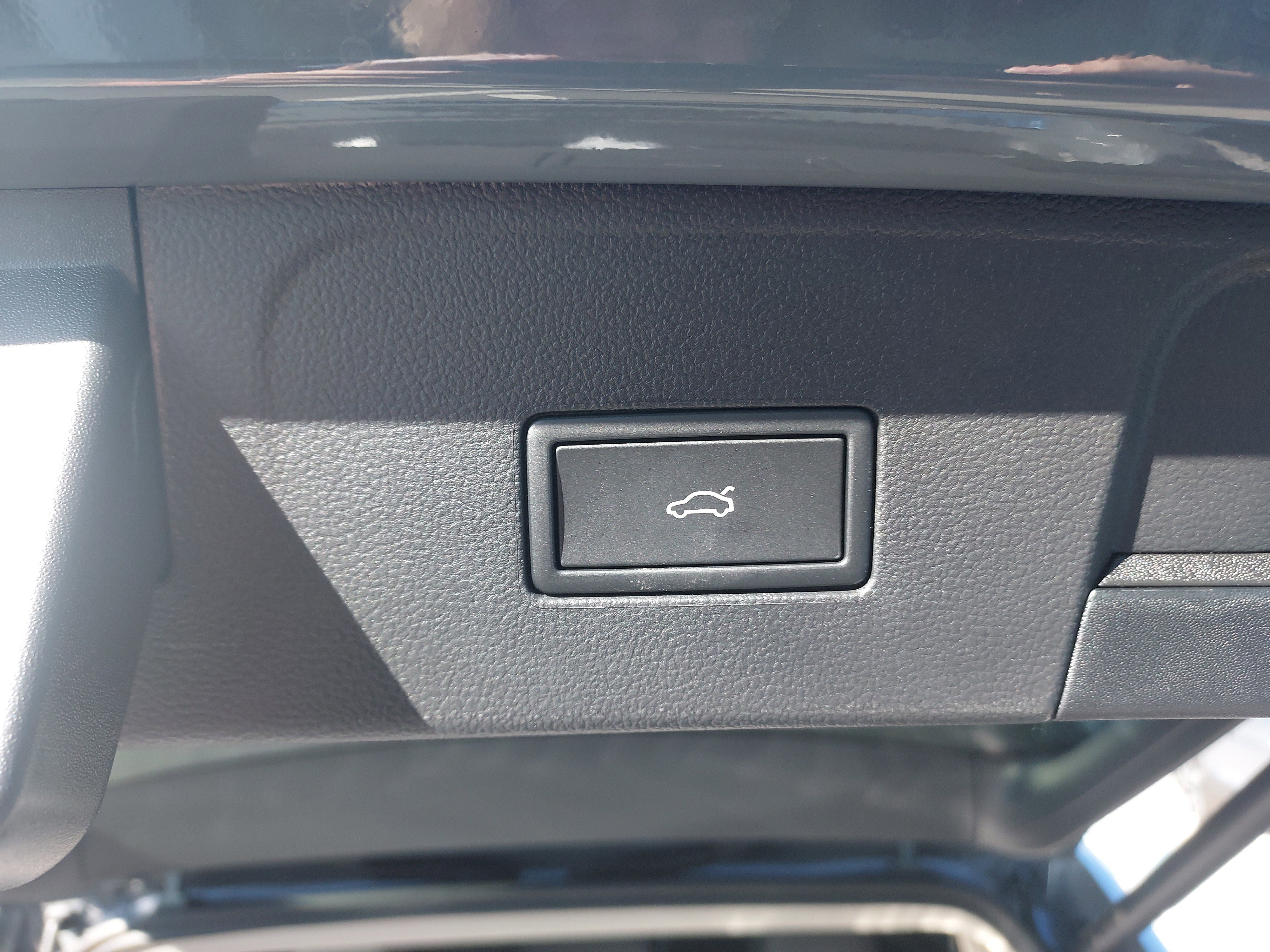 New 2026 Volkswagen Atlas SEL image 20